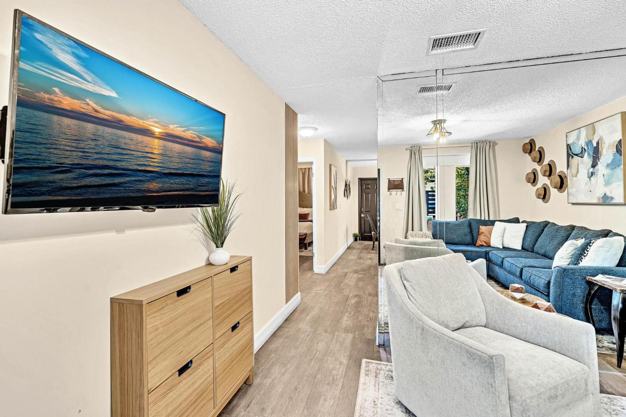 Estelo'S Place - Modern Townhouse With King Bed, Only 5 Min From The Airport! Miami Exteriör bild