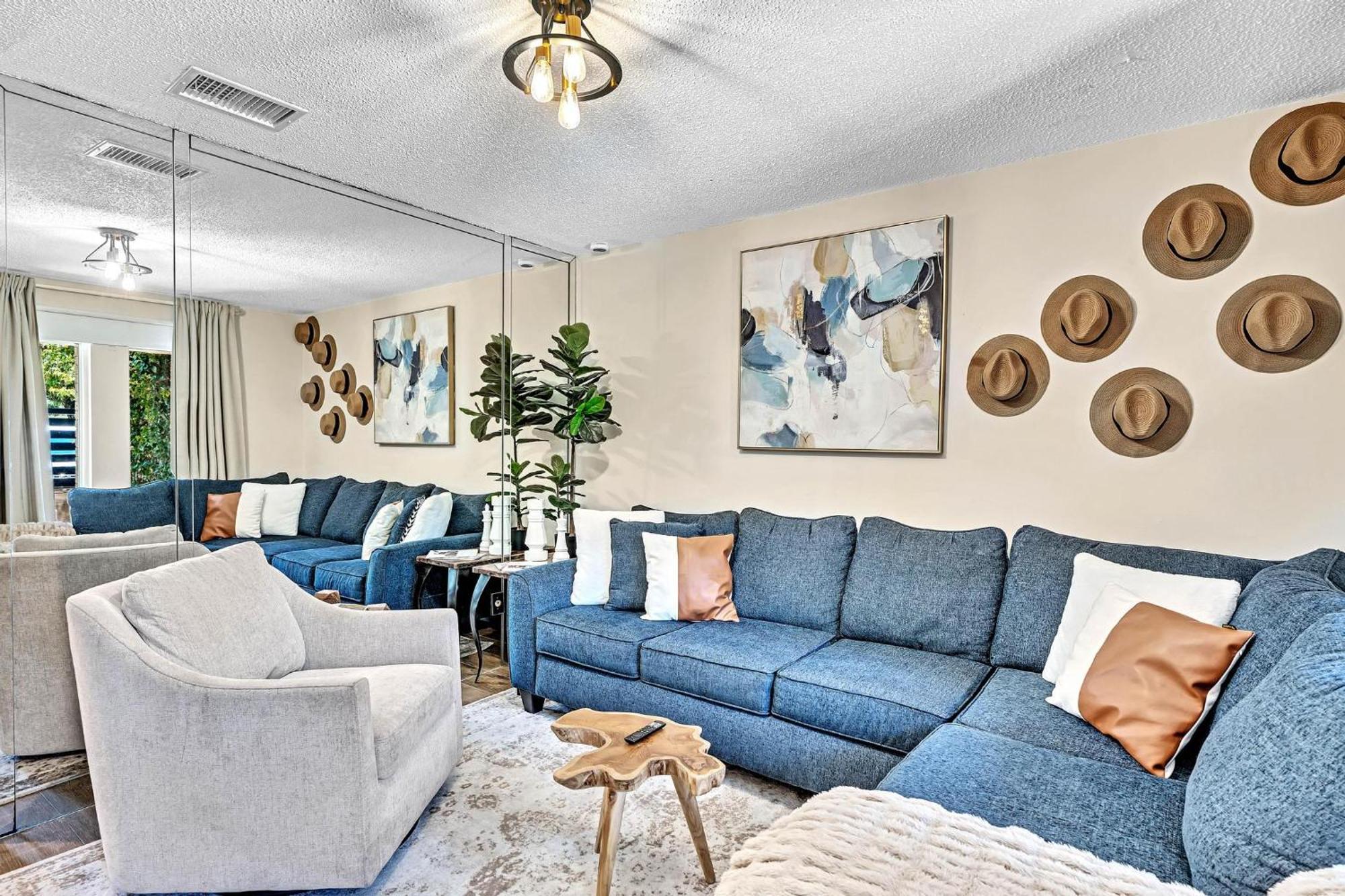 Estelo'S Place - Modern Townhouse With King Bed, Only 5 Min From The Airport! Miami Exteriör bild