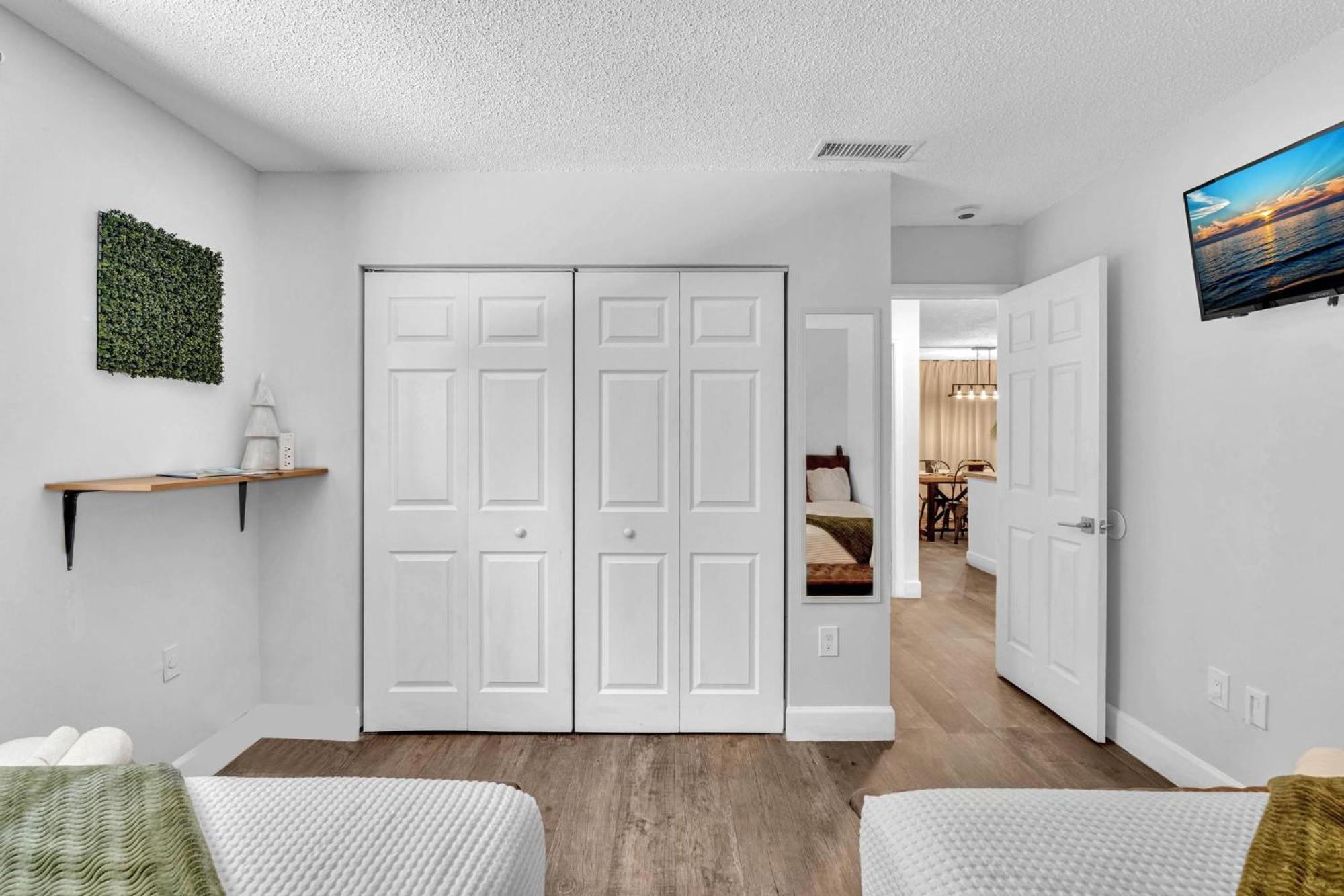Estelo'S Place - Modern Townhouse With King Bed, Only 5 Min From The Airport! Miami Exteriör bild