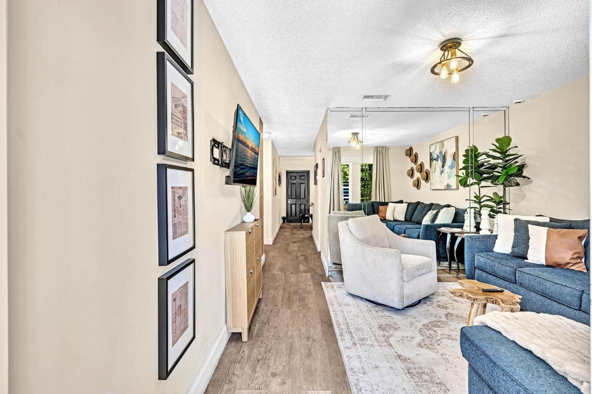 Estelo'S Place - Modern Townhouse With King Bed, Only 5 Min From The Airport! Miami Exteriör bild