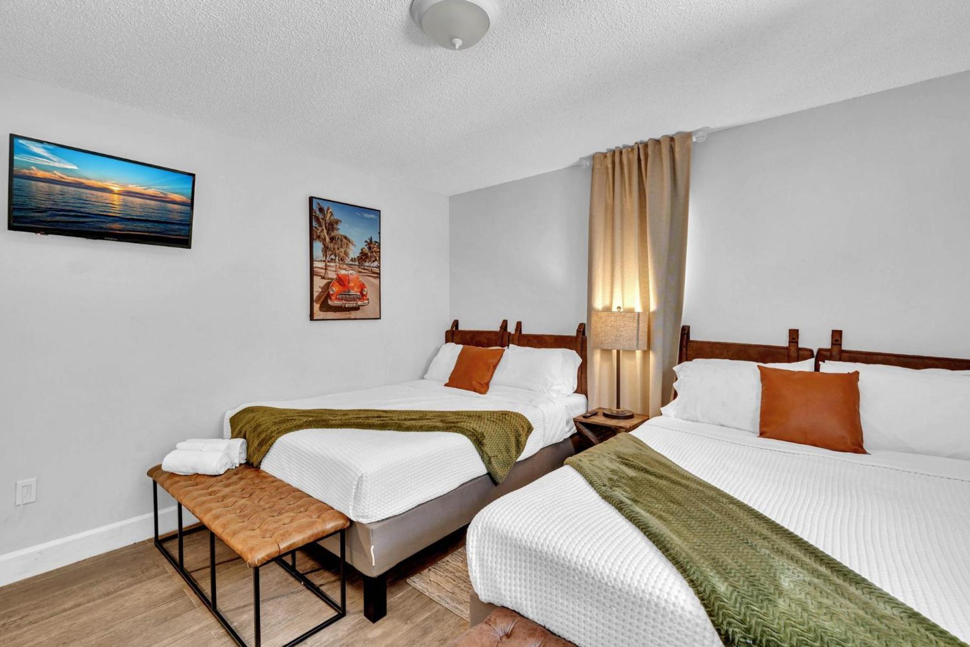 Estelo'S Place - Modern Townhouse With King Bed, Only 5 Min From The Airport! Miami Exteriör bild