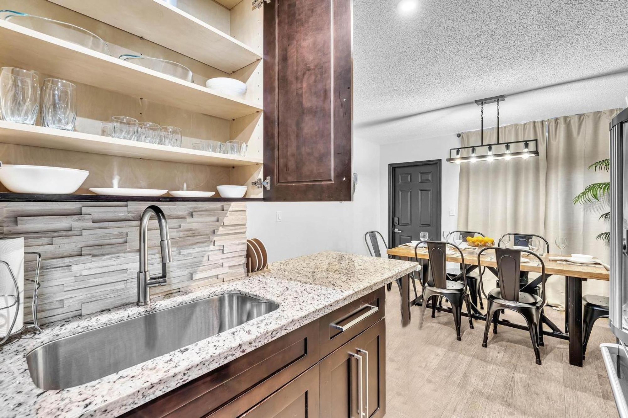 Estelo'S Place - Modern Townhouse With King Bed, Only 5 Min From The Airport! Miami Exteriör bild